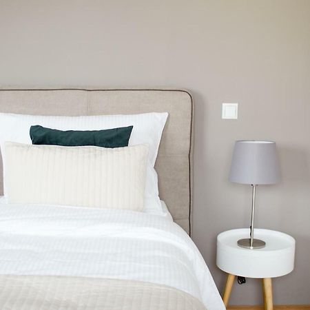 Studio Apartments Naschmarkt - Mai'S Apartments Виена Екстериор снимка
