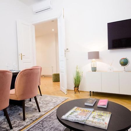 Studio Apartments Naschmarkt - Mai'S Apartments Виена Екстериор снимка