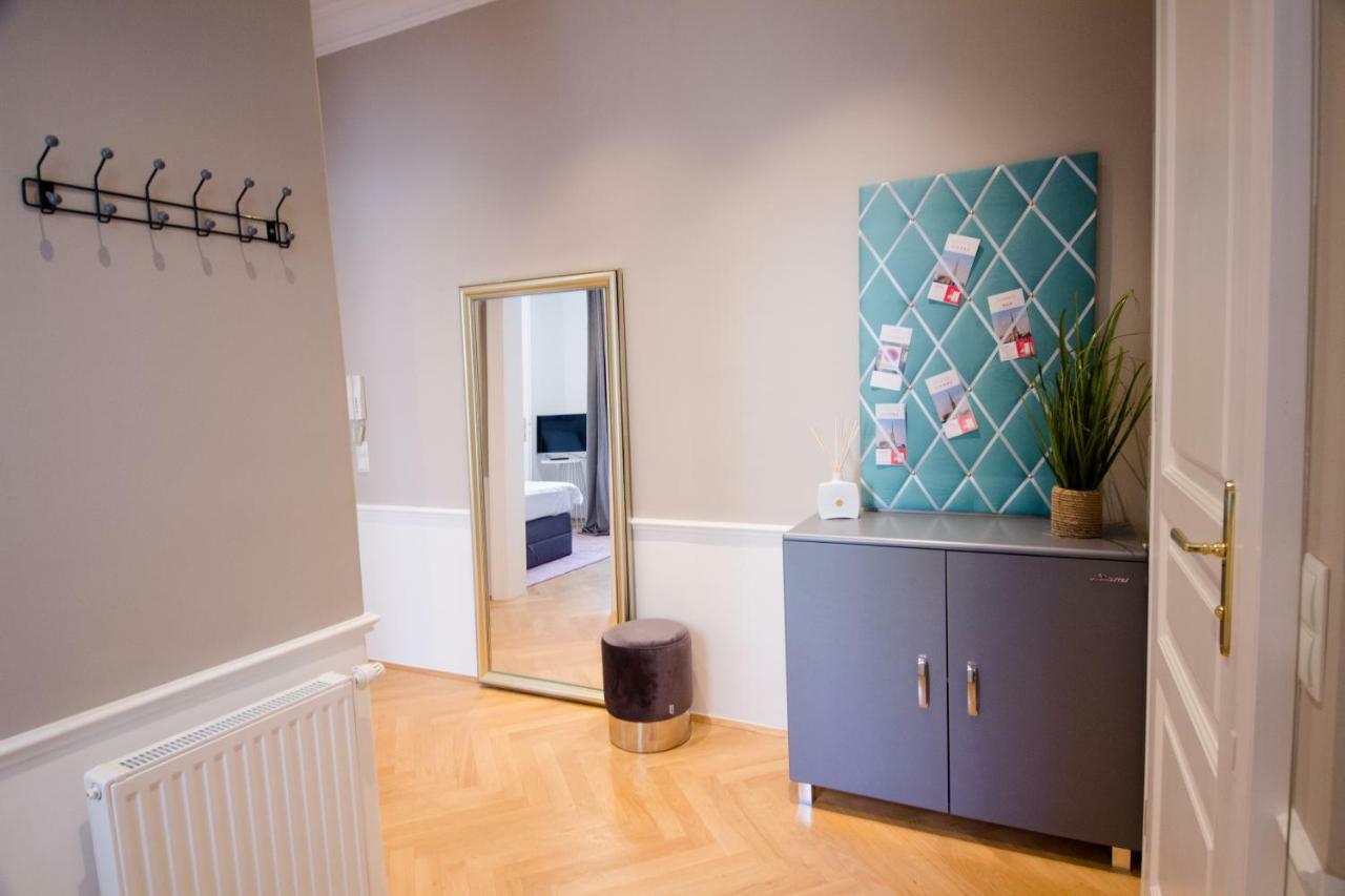 Studio Apartments Naschmarkt - Mai'S Apartments Виена Екстериор снимка